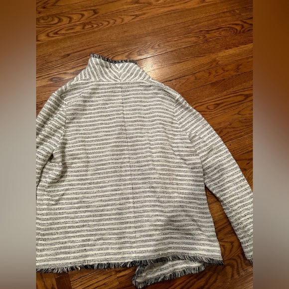 Ivanka Trump Black and White Jacket - Picture 6 of 8